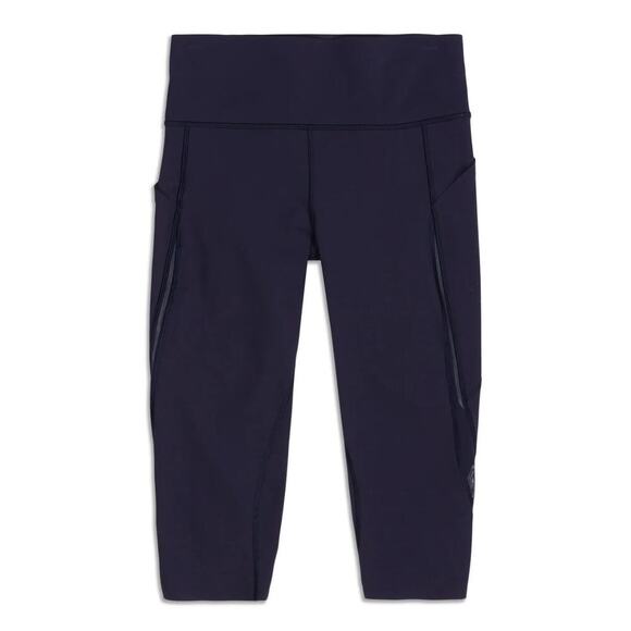 Lululemon Black High Rise 17" Cropped Leggings Size 8 - Picture 1 of 7